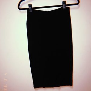 BODYCON BLACK SKIRT
